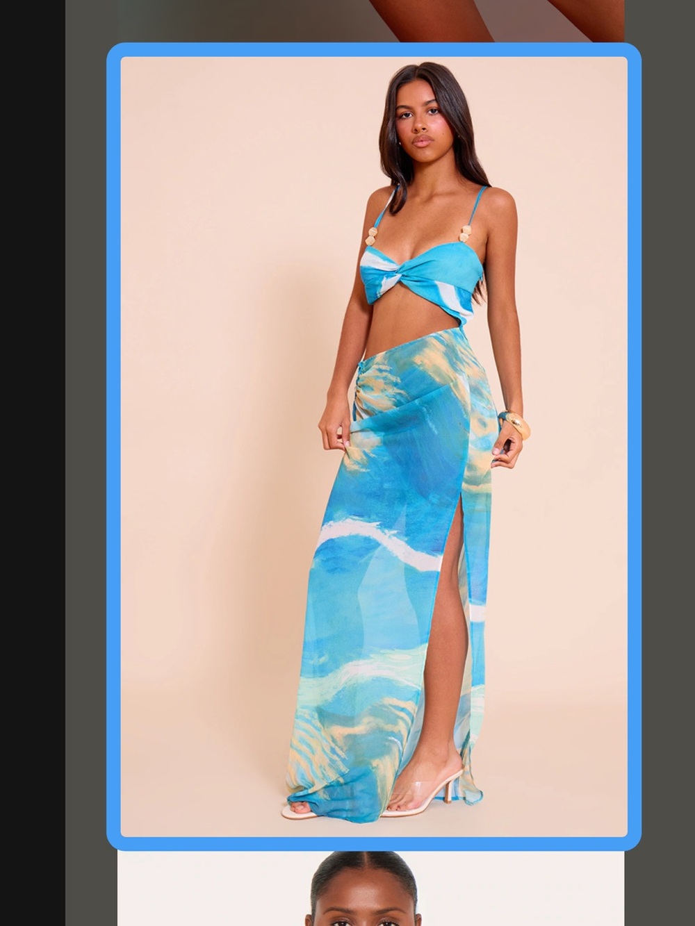 BNWT 	
Petite Blue Printed Cut Out Detail Strappy Maxi Dress
 
Size: 4